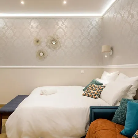 Les Jardins De Basfroi Paris